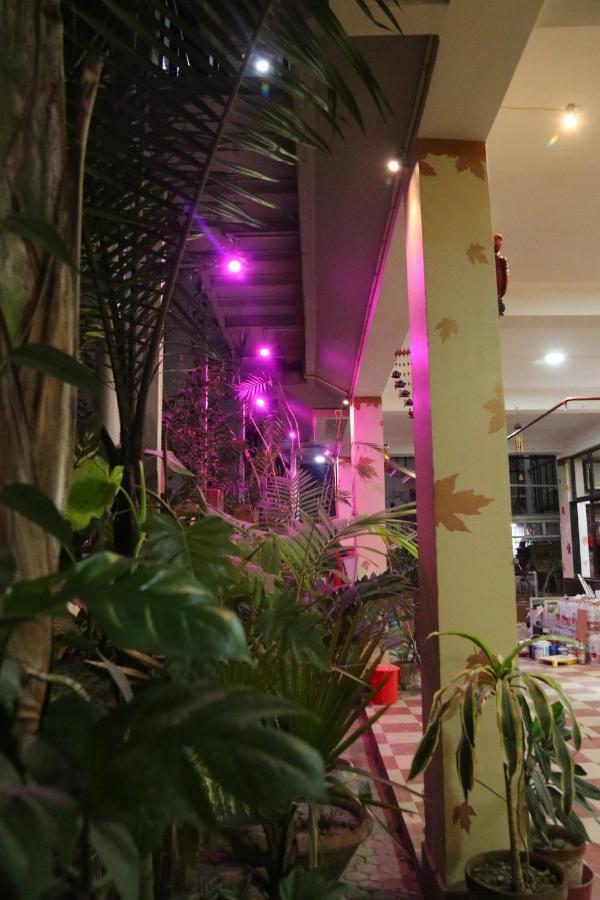 כלכותה The Elite Apartment Hotel מראה חיצוני תמונה